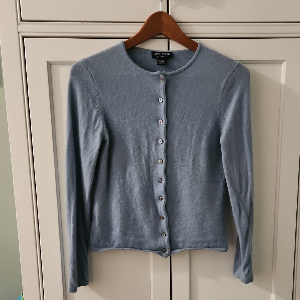 Ann Taylor Soft Blue Button-Up Cashmere Cardigan Womens Small *READ*